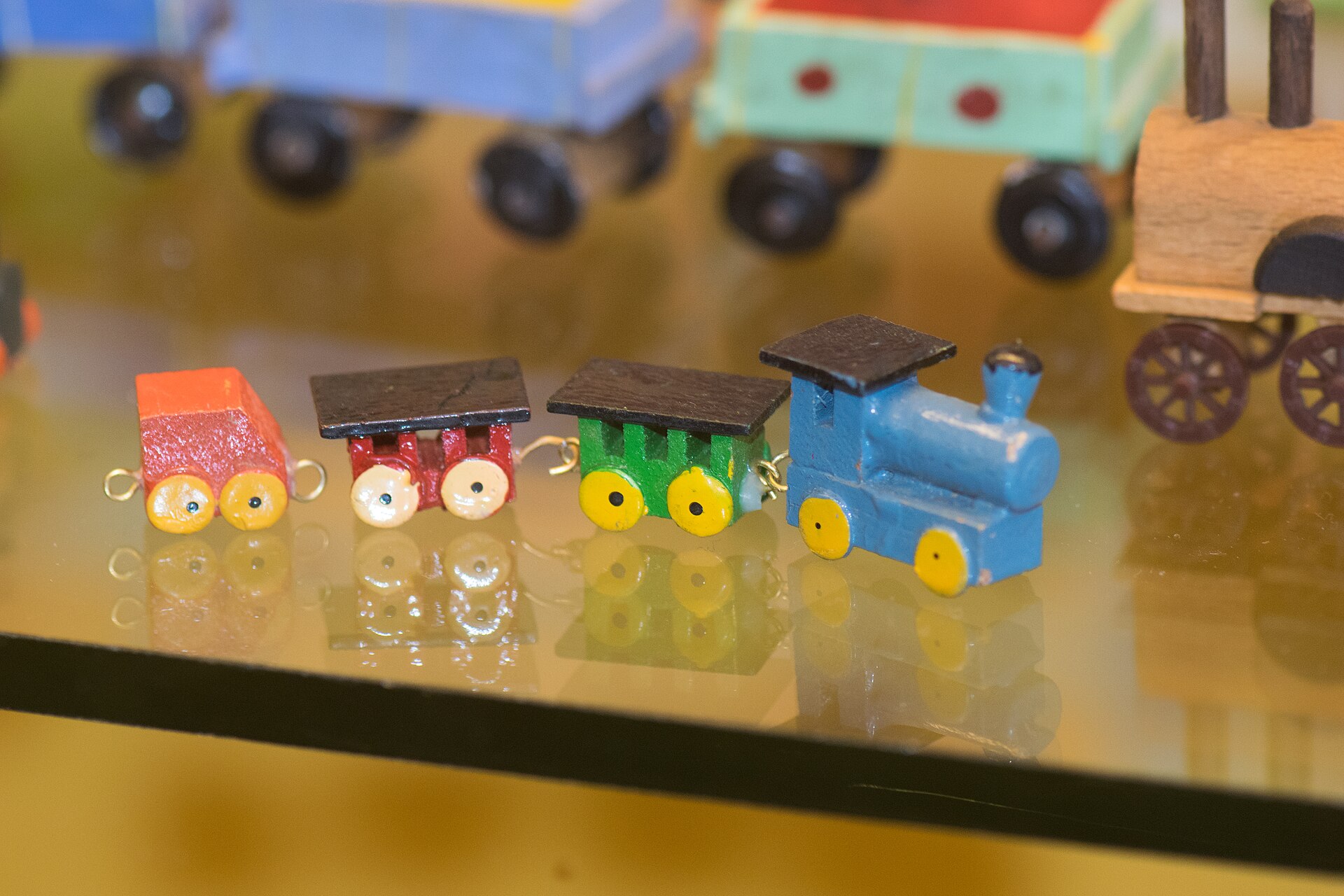 A tiny train set (28451214614)